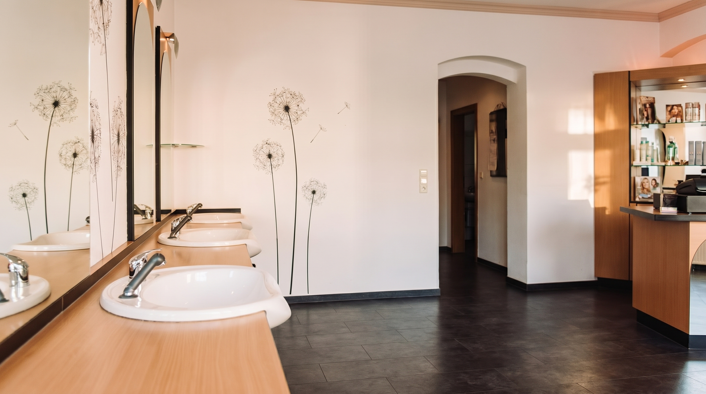 Atmosphäre im Salon Haarmoden Scharfe